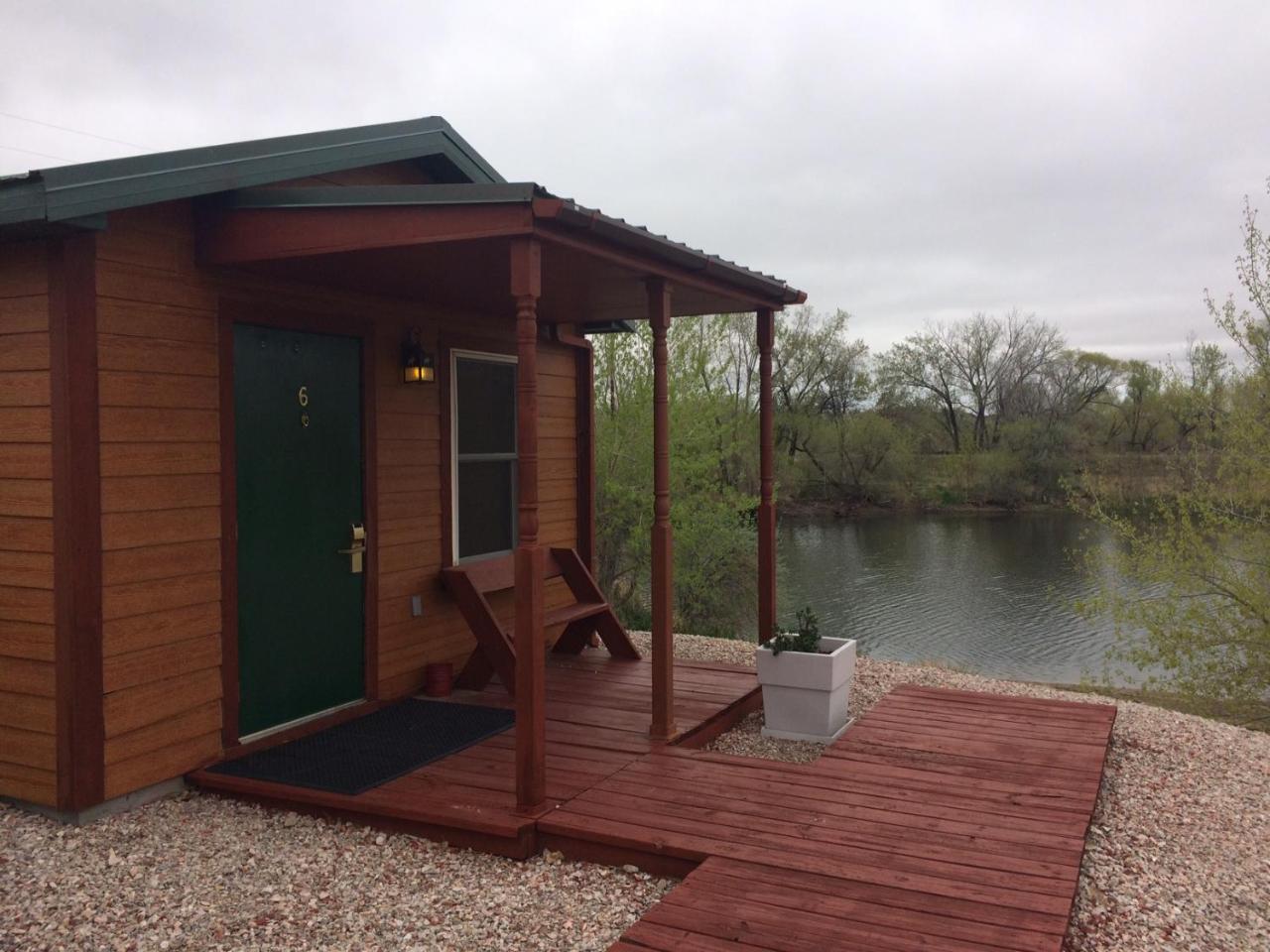 אוגללה South Platte Cabins & Kennels מראה חיצוני תמונה
